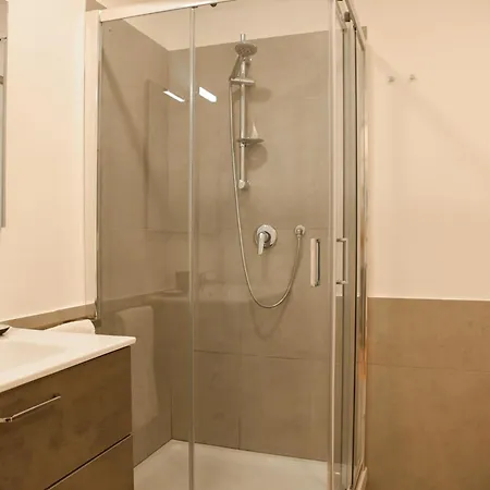 Downtown Umberto 74 Apartmán *