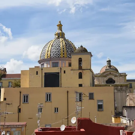 Downtown Umberto 74 *